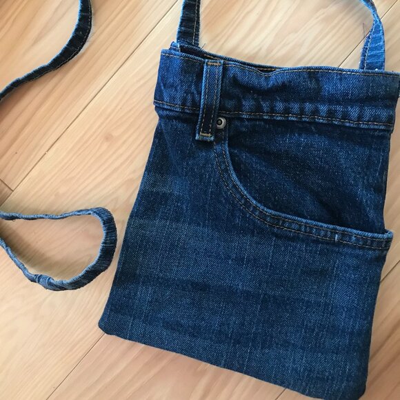 Handmade Crossbody Bag: Denim Cell Phone Holder, Whimsical Snail Mushroom Design - Picture 3 of 11